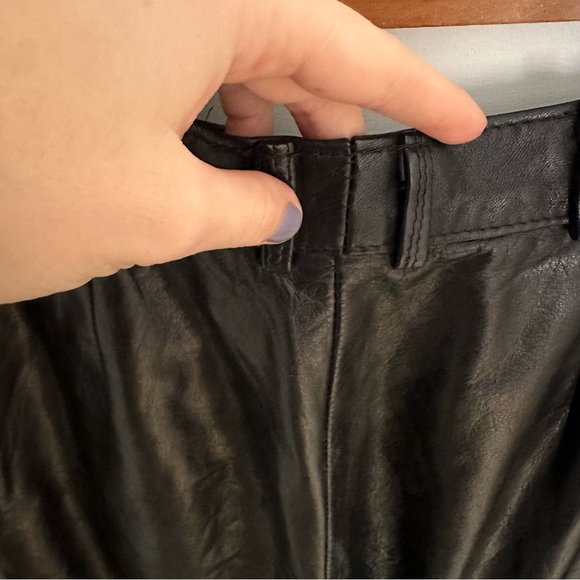 SOLD - VINTAGE BLACK LEATHER PLEATED TAPERED STRAIGHT PANTS - Picture 5 of 11